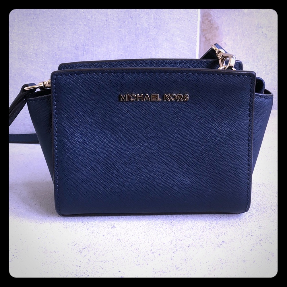 Michael Kors crossbody bag